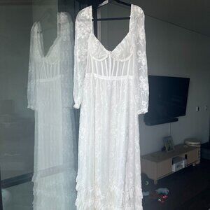 V. Chapman Carmella Long-Sleeve Ruffled Chiffon Maxi Dress